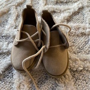 Old navy boys dress shoes